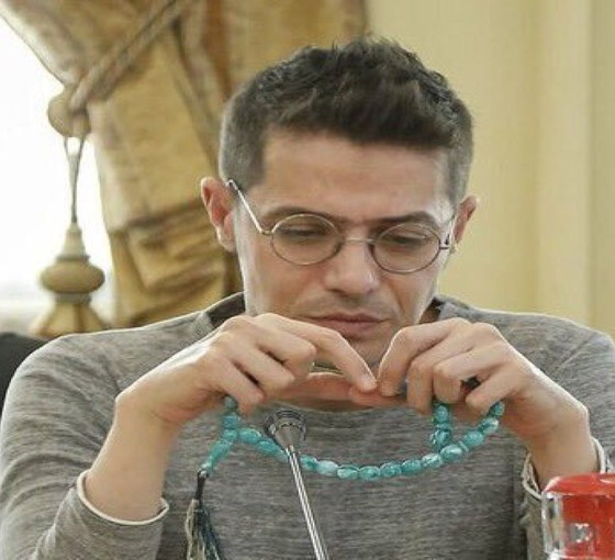 İran'da reformcu gazetenin politika editörü gözaltına alındı
