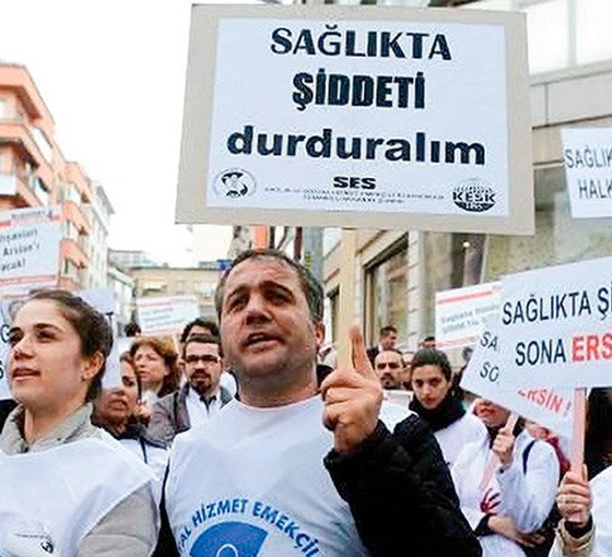 Avcılar'da kaza sonrası sağlık görevlileri saldırıya uğradı