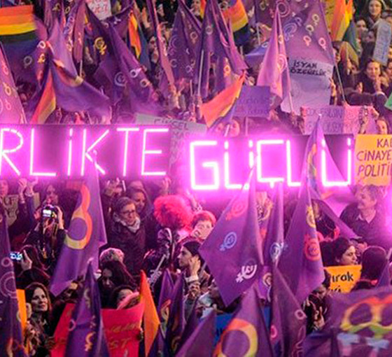 Kadınlar yeni yıla mücadele ile giriyor