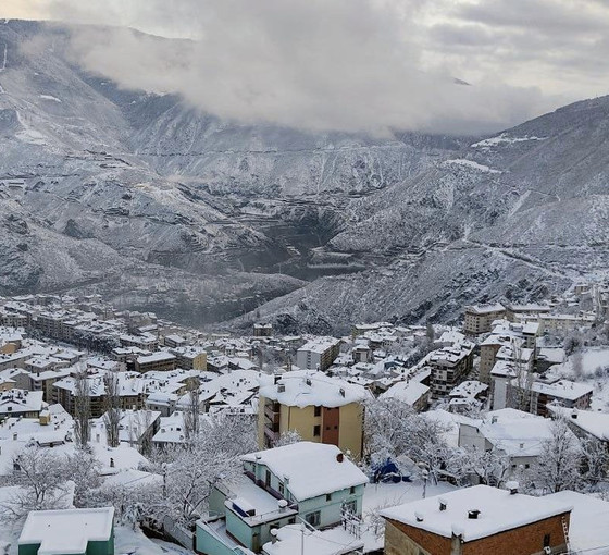 Artvin'de kar nedeniyle eğitime ara verildi