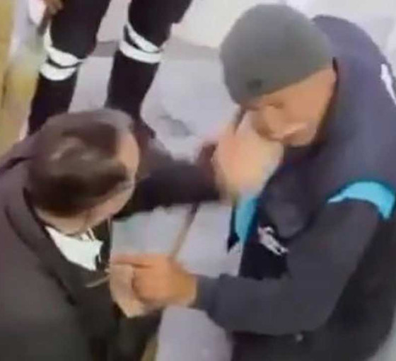 Hipodromda temizlik işçisine tokatlı saldırı