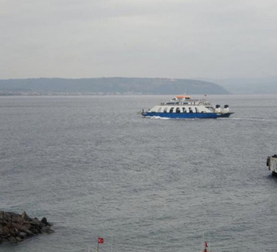 İzmir'de deniz ulaşımına fırtına engeli: Birçok sefer iptal