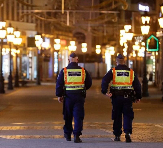 Budapeşte'de bıçaklı saldırı: Bir polis öldü, iki polis yaralı