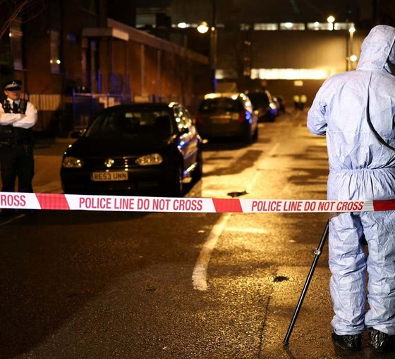 Londra'da kilise yakınında silahlı saldırı: İkisi çocuk 5 kişi yaralandı