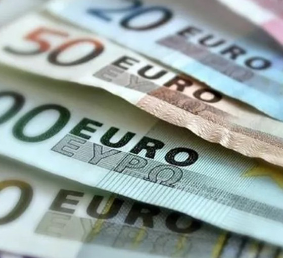Hırvatistan euro kullanmaya başladı
