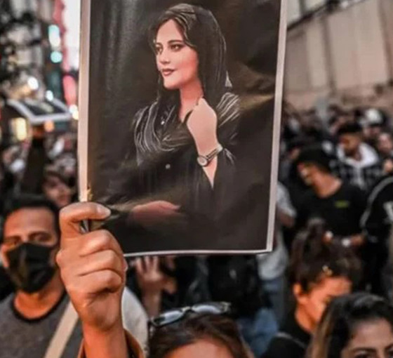 "Jin Jîyan Azadî": İran'daki direniş vesilesiyle toplumsal özgürlük hareketlerinin mizacına dâir