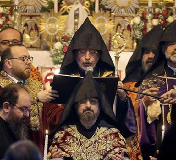 Türkiye Ermeni Patrikhanesi bir kişiyi aforoz etti