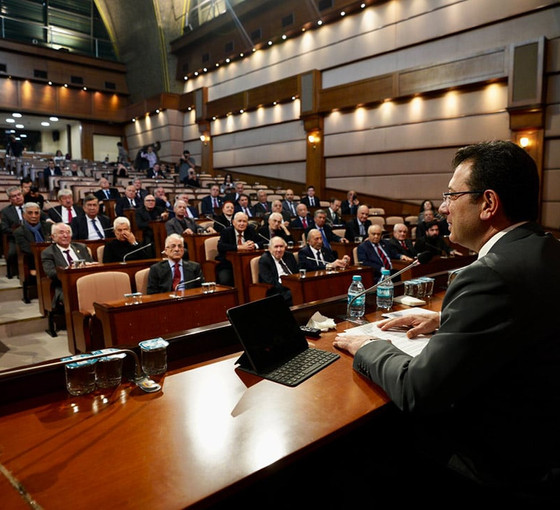 Eski Meclis başkanlarından İmamoğlu'na destek ziyareti: 'Milletin kararını ancak millet değiştirir'
