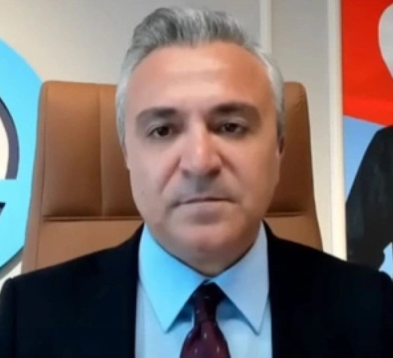 Özgür Erdursun'dan EYT uyarısı: Acil önlem alınmazsa yüzbinler SGK'lerin önünde kuyruk olur