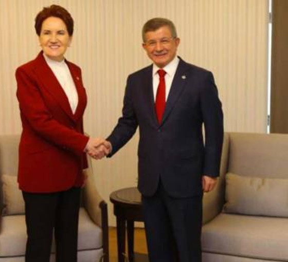 Akşener liderler turunda: İlk ziyareti Davutoğlu'na gerçekleştirdi