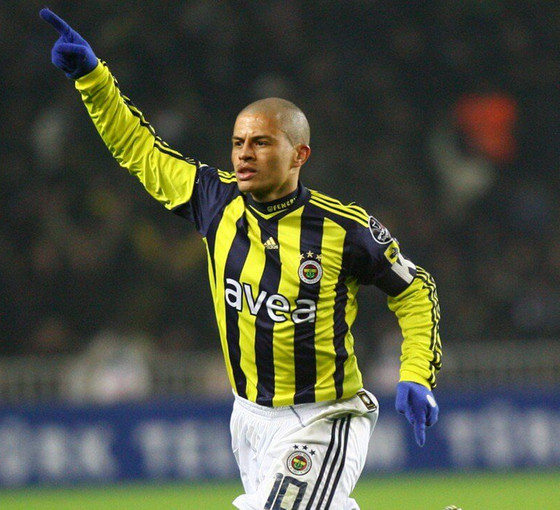 Alex de Souza'nın kariyerinde bir ilk