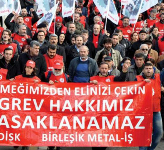 "Özgürlük ekmekten tatlıdır"