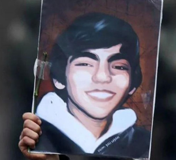 Berkin Elvan anmasına katılan 15 öğrenciye hapis cezası verildi