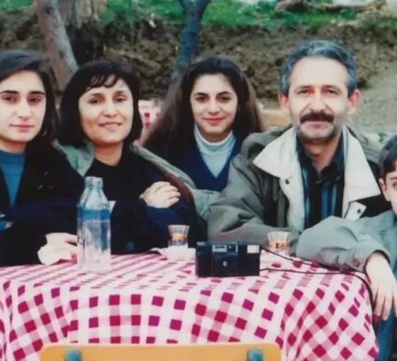 Kılıçdaroğlu eski bir aile fotoğrafını paylaştı