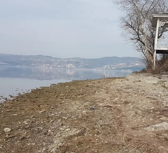 Sapanca Gölü'nde su seviyesi 30,95 metreye düştü