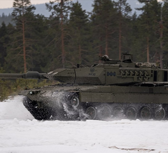 Almanya: Leopard-2 tankları Ukrayna'ya ulaştı