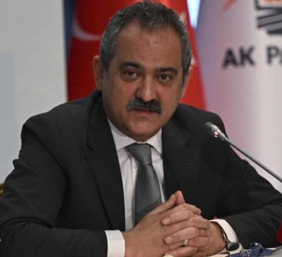 Bakan Özer: Hane sayısı 10'un üzerinde olan tüm köylerde okullar açılacak