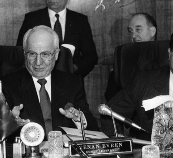 Erdoğan 24 Ocak 1980’in çok gerisine götürdü Türkiye’yi