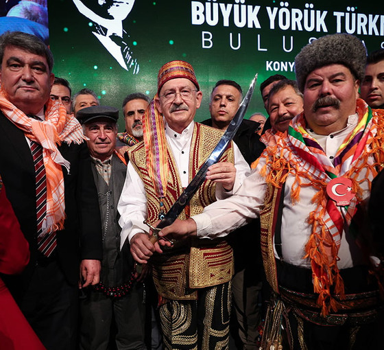 Kılıçdaroğlu Konya’da: ‘Cumhurbaşkanımız Kılıçdaroğlu’ sloganları atıldı