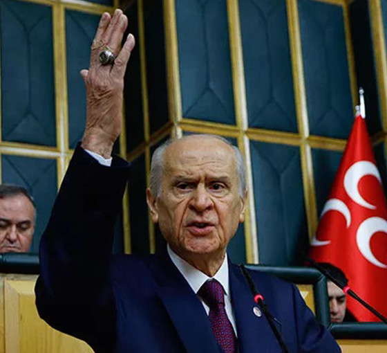 Bahçeli Beşiktaş üyeliğinden istifa etti, maçlar seyircisiz oynansın dedi