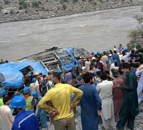 Pakistan'daki bot faciasında ölü sayısı 41'e çıktı