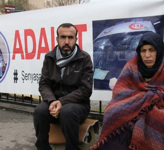Emine Şenyaşar: Ailemi yok edip, geziyorlar