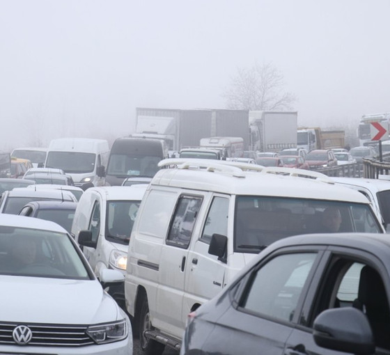 Bursa-İstanbul yolunda trafik kilitlendi