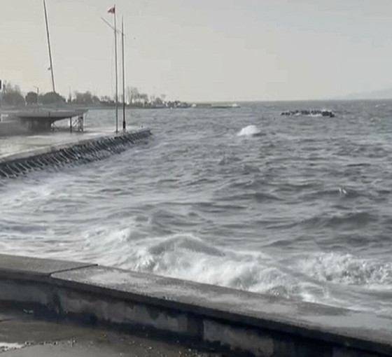 İstanbul'da deniz ulaşımına lodos engeli