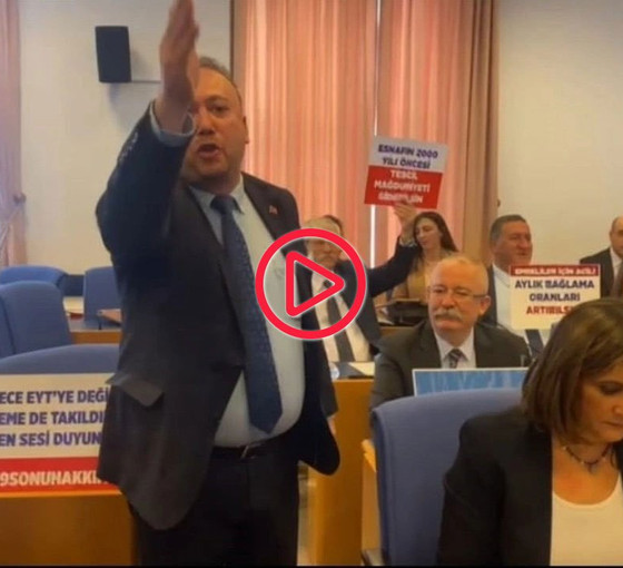 Meclis'te EYT görüşmeleri protestoyla başladı