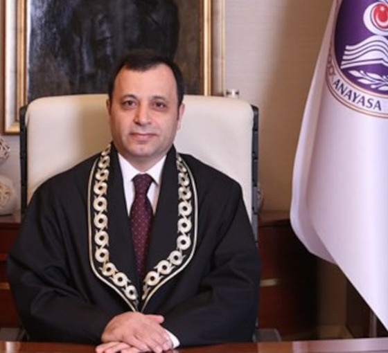 Hukukçular AYM'nin başkanlık seçimini yorumladı: 'Tekçi anlayışa aykırı' mı yoksa 'oyun içinde oyun mu var?'