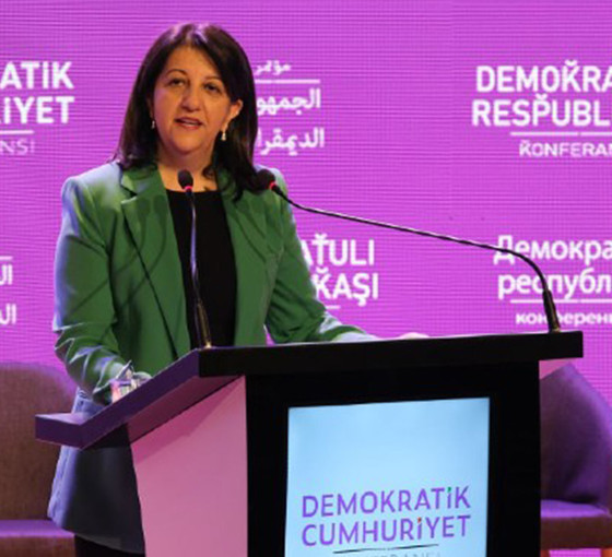 “Komara Demokratik”