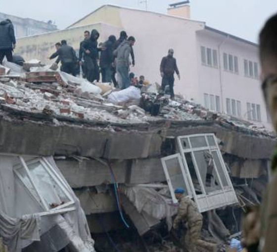 Kandilli'nin ardından AFAD da depremin büyüklüğünü 7.7 olarak revize etti