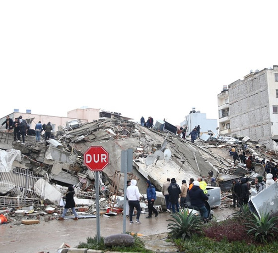 Hatay Milletvekili Şahin: 7 saat oldu, kurtarma çalışması yok