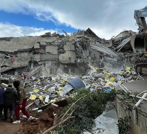 İskenderun Devlet Hastanesi'nin yoğun bakım kısmı çöktü