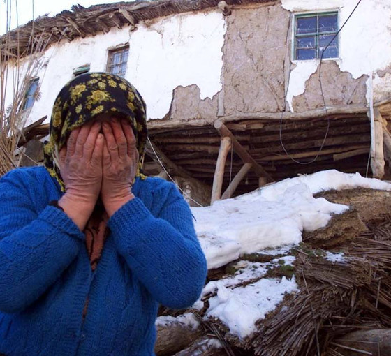 Sosyal medyadaki deprem paylaşımlarıyla ilgili dört gözaltı