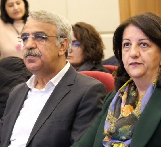 Buldan ve Sancar'dan Twitter kısıtlamasına tepki: Zulümdür