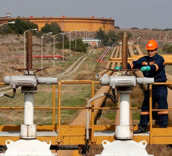 Depremin ardından Türkiye 'İstanbul Doğalgaz Zirvesi'ni erteledi