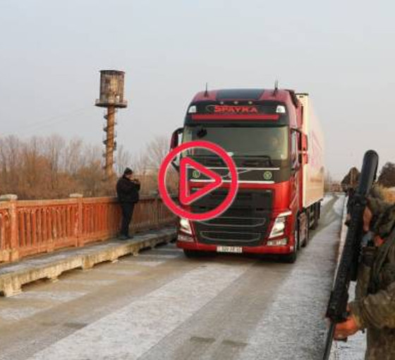 Ermenistan sınır kapısı 35 yıl sonra deprem bölgesine yardım için açıldı