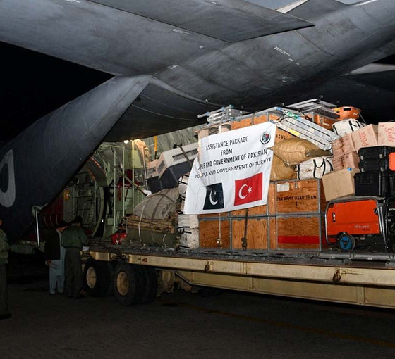 İddia: Pakistan, Türkiye'nin sel yardımını 'deprem yardımı' diye geri gönderdi