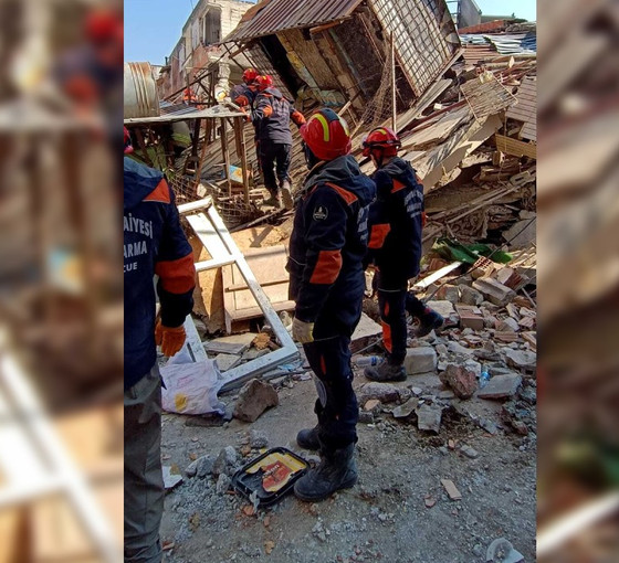 Hatay'da enkazdan dolayı adım atılacak yer kalmadı