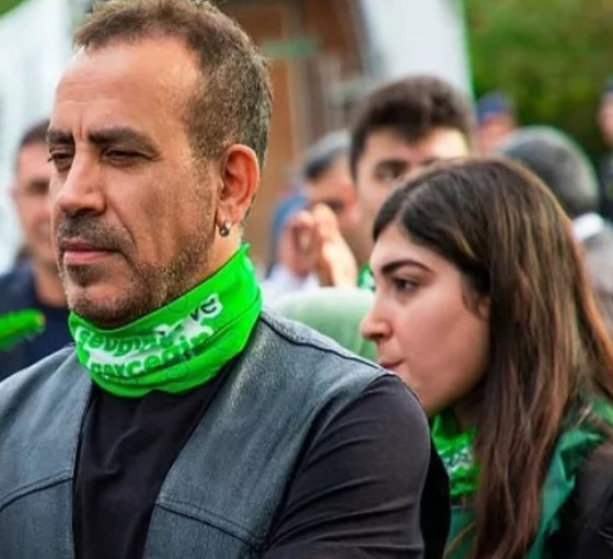 Haluk Levent: İkinci el eşya göndermeyin, bazılarını çöpe göndermekle meşgulüz
