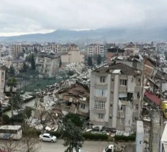 Prof. Dr. Alpay Azap: Deprem bölgesinde salgın tehdidi var