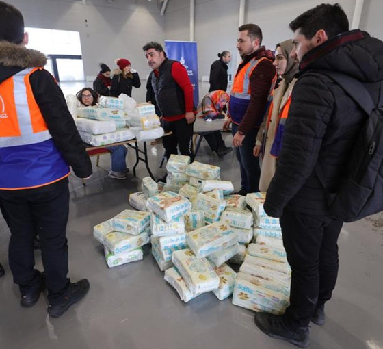 İBB'den çağrı: Yenikapı'ya gelin, gönüllü arkadaşlar çok yoruldu