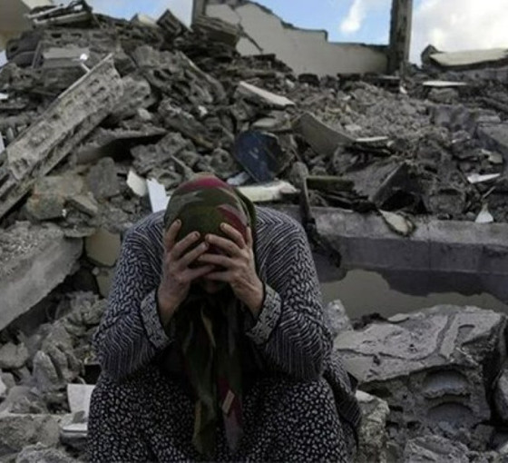 Deprem sonrası travma: 'Çocuklarla konuşurken dikkat edin'