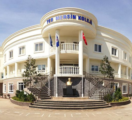 TED Koleji'ne tepki: Depremzede öğrencilerinden yemek parası istiyor