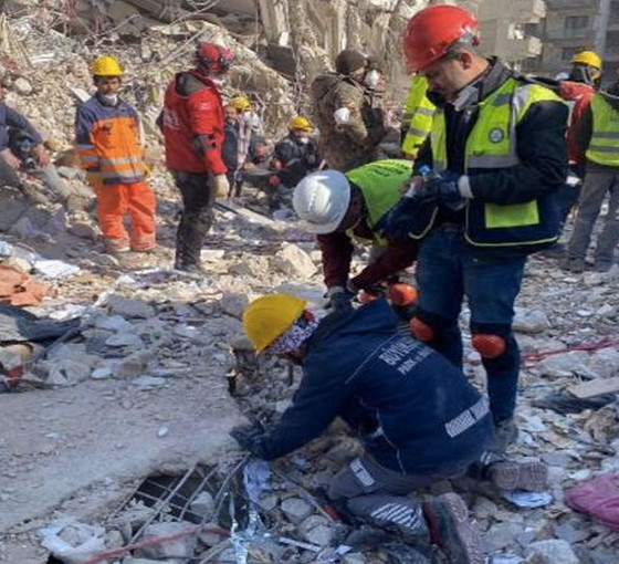 Deprem bölgesi için 'asbest' ve 'akciğer hastalığı' uyarısı