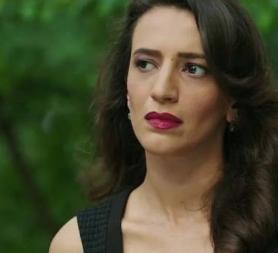Nihal Yalçın: Servetine servet katanlar şurada kahraman olmasın