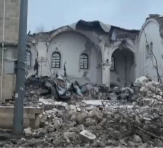 Adıyaman'da yıkılan 500 yıllık Ulu Cami'yi AKP'li aday adayının şirketi restore etmiş
