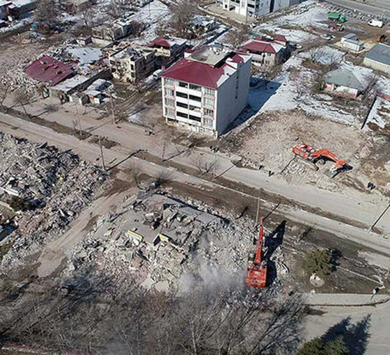 İkinci depremin merkez üssü Elbistan'da 924 kişi vefat etti