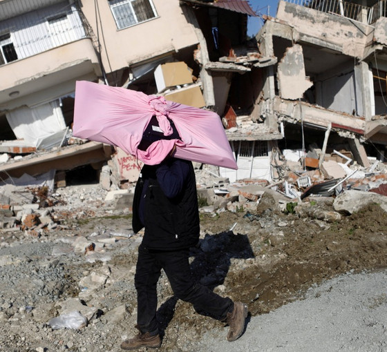 AFAD duyurdu: Depremlerde 41 bin 156 kişinin vefat etti